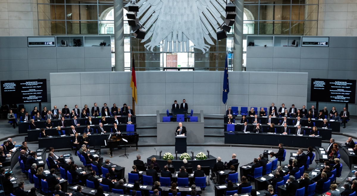 Musimy przeciwstawić się manipulowaniu historią. Bundestag upamiętnił ofiary Holokaustu