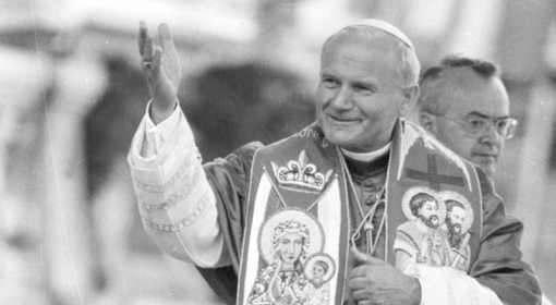 Pierwsza wizyta papieża Jana Pawła II w Polsce. Ojciec Święty podczas mszy św. w Częstochowie, czerwiec 1979