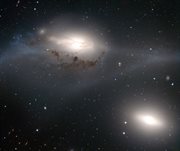 Galaktyki NGC 4438 i NGC 4435