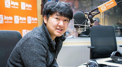 Koreański reżyser Kim Dae-hwan w studiu radiowej Jedynki