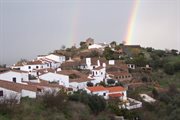 Średniowieczna wioska Monsaraz w regionie Alentejo, niemal w całości zbudowana z łupków.