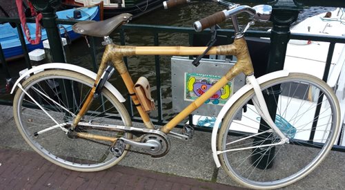 Rower z bambusową ramą (zdjęcie ilustracyjne)