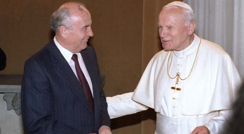 Michaił Gorbaczow, sekretarz generalny ZSRR i Jan Paweł II - spotkanie w Watykanie, 18.11.1990