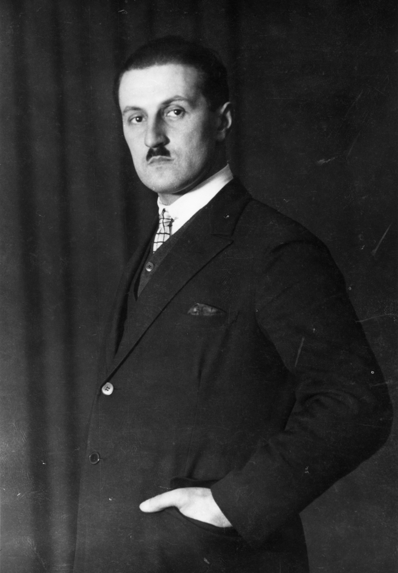 Witold Hulewicz, dyrektor programowy Rozgłośni Polskiego Radia w Wilnie w latach 1927-1935.jpg