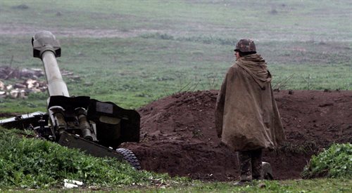 3 kwietnia 2016 r. Stanowisko artylerii ormiańskiej armii Górskiego Karabachu