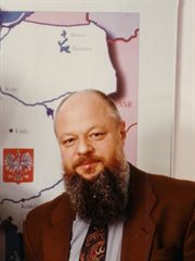 Świeykowski Aleksander - publicysta. W Rozgłośni Polskiej Radia Wolna Europa w latach 1982-1994.