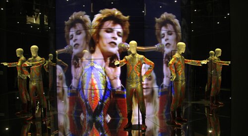 Wystawa David Bowie Is w Martin Gropius-Bau w Berlinie