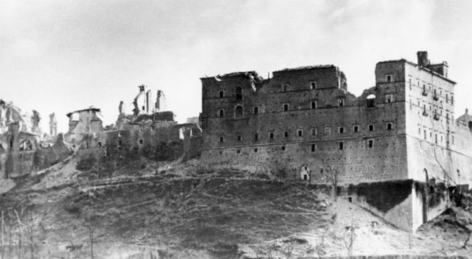 Ruiny klasztoru na Monte Cassino