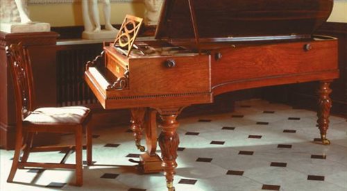 Fortepian Pleyela, na którym Fryderyk Chopin grał podczas swojej ostatniej trasy koncertowej
