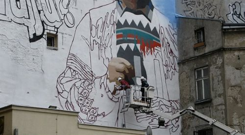 Tworzenie murala w Łodzi