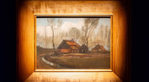 Wiejskie chaty pośród drzew Vincenta van Gogha można oglądać w muzeum Jana Pawła II i Prymasa Wyszyńskiego w Warszawie