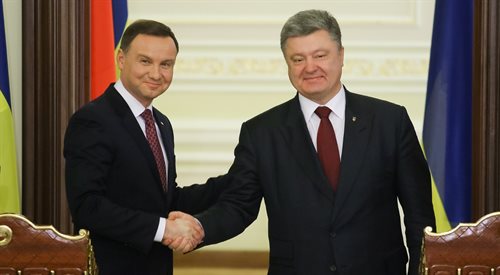 Prezydent Andrzej Duda i prezydent Ukrainy Petro Poroszenko na konferencji prasowej po spotkaniu w Kijowie