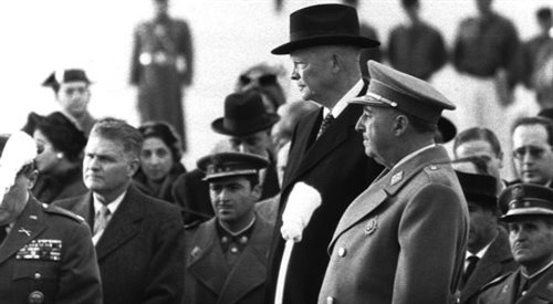 Dwight D. Eisenhower (L) i Francisco Franco (P)