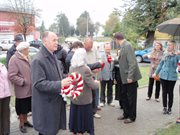 Polacy na Białorusi upamiętnili rocznicę 17 września. W uroczystości w Grodnie wzięło udział kilkadziesiąt osób, w tym konsul generalny RP Andrzej Chodkiewicz