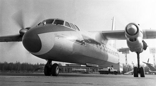 Samolot Antonow-24