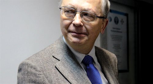 Wojciech Fałkowski (ur. 3 czerwca 1952 roku) został odznaczony Złotym Krzyżem Zasługi i Krzyżem Oficerskim Orderu Odrodzenia Polski oraz łotewskim Krzyżem Oficerskim Orderu Zasługi