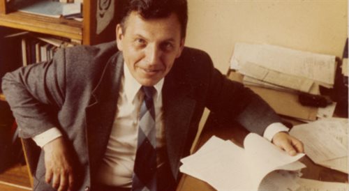 Profesor Grzegorz Białkowski (1985), źr. archiwum Muzeum Uniwersytetu Warszawskiego