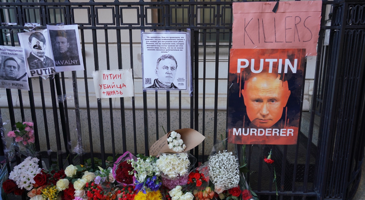 16 lutego władze rosyjskie powiadomiły o nagłej śmierci Nawalnego, najbardziej znanego przeciwnika politycznego Putina