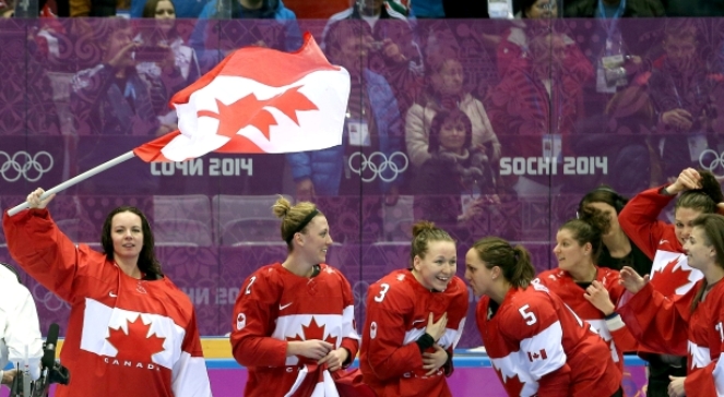 Ogromna radość Kanadyjek po zdobyciu złotego medalu igrzysk olimpijskich