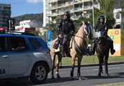 Policja w Rio de Janeiro patroluje ulice przed wielkim finałem 
