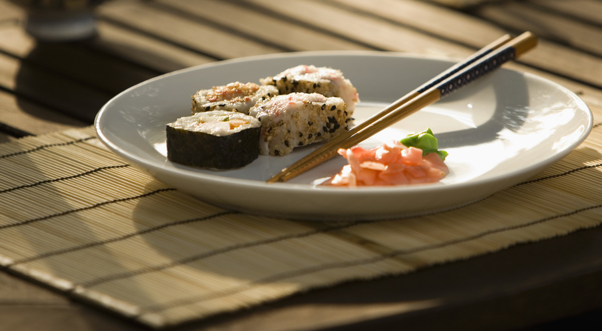 sushi 1200.jpg