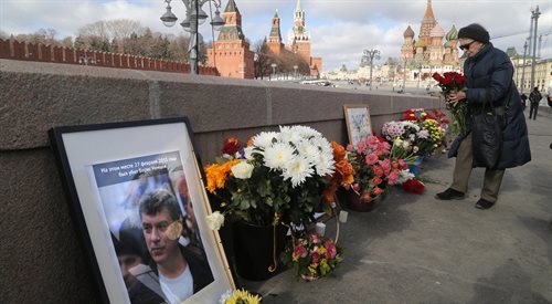Rosjanie uczcili śmierć Borysa Niemcowa