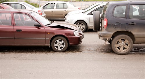 Z danych policji wynika, że co czwarty wypadek drogowy jest skutkiem korzystania z telefonów komórkowych w czasie jazdy