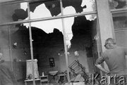 Wnętrze zdemolowanego sklepu. Radom, 25 czerwca 1976 