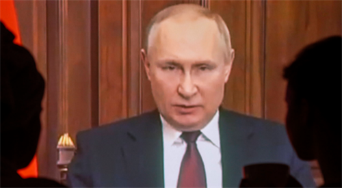 Władimir Putin ogłasza inwazję na Ukrainę.