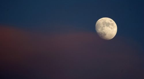 Czy Ziemia ukradła Księżyc swojej sąsiadce?