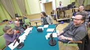 Dorota Kozińska, Kacper Miklaszewski, Jacek Hawryluk i Krzysztof Herdzin, a także słuchacze obecni na nagraniu audycji 
