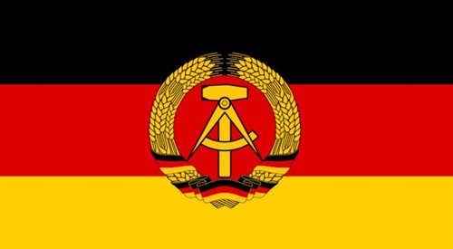 Flaga Wschodnich Niemiec fot.Vikipedia