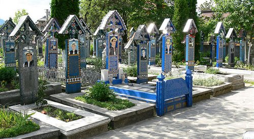 Cimitrul Vesel, czyli wesoły cmentarz w Rumunii