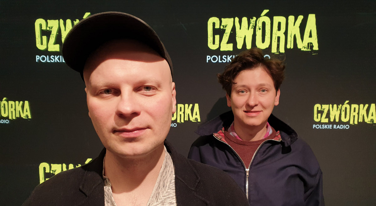 mona polaski: Karol Stolarek (wokalista i autor tekstów) i Michał Gibki (gitarzysta).

