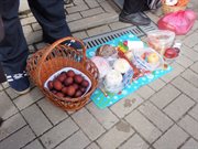 Święcenie pokarmów w cerkwi w Mińsku