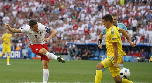 Robert Lewandowski jak dotąd nie potrafił wpisać się na listę strzelców na Euro 2016