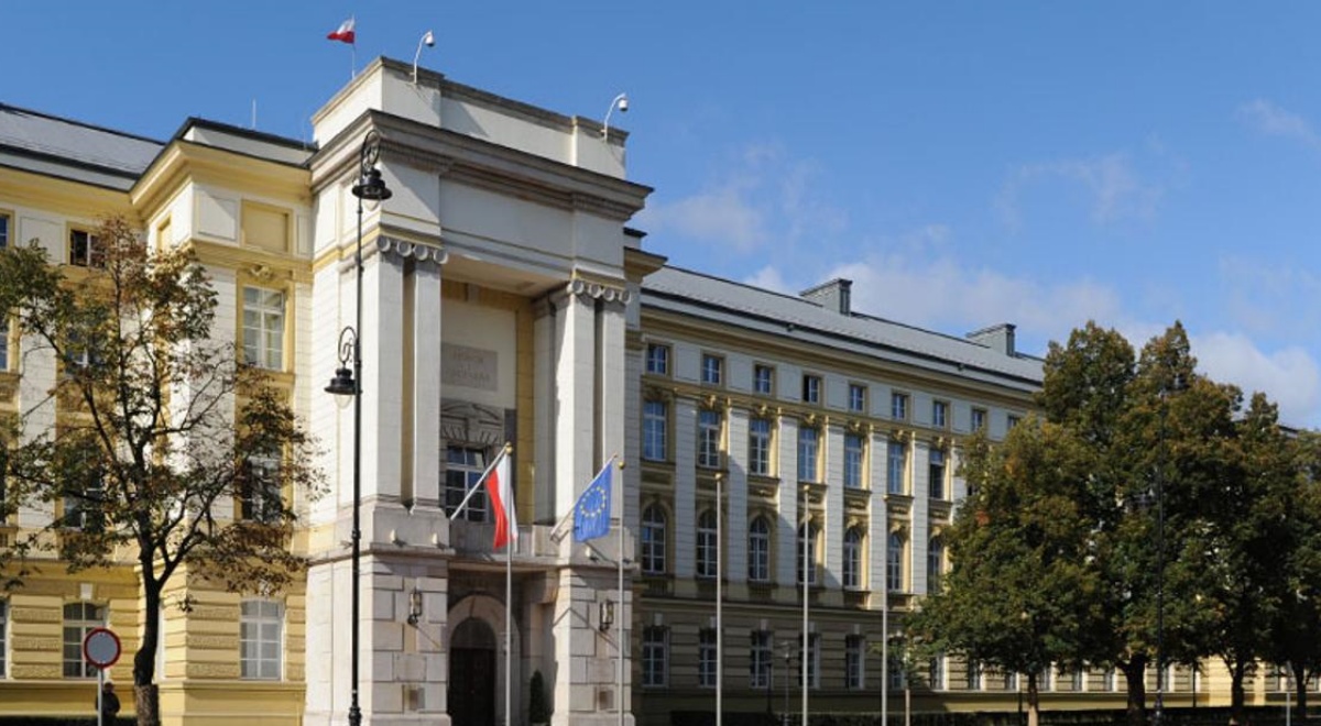 Rząd przyjął projekt ustawy przedłużającej działanie tarczy antyinflacyjnej do końca tego roku - Gospodarka - polskieradio24.pl