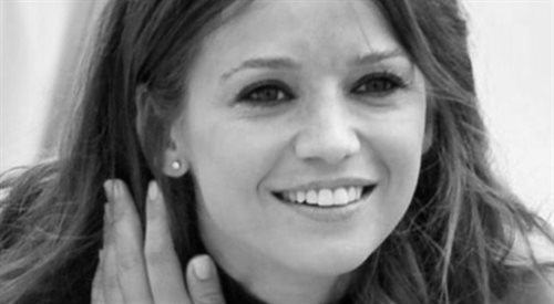 Na zdjęciu archiwalnym z 06.07.2012 r. aktorka Anna Przybylska w trakcie ceremonii odsłonięcia odcisku dłoni w międzyzdrojskiej Alei Gwiazd, w ramach Festiwalu Gwiazd 2012