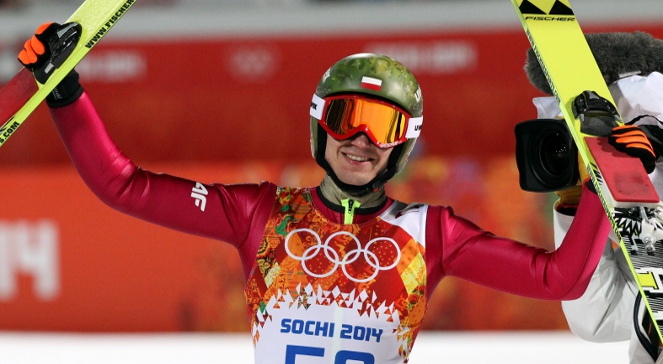 Kamil Stoch cieszy się ze zdobycia złotego medalu w Soczi