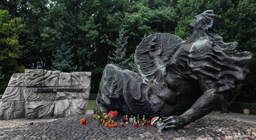 Pomnik Polegli Niepokonani na Cmentarz Powstańców Warszawy przy ul. Wolskiej w Warszawie, 2013 r.