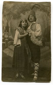 Z żoną Janiną Smotrycką w operetce 
