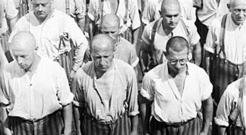 Więźniowie obozu koncentracyjnego Dachau, 28.06.1938.