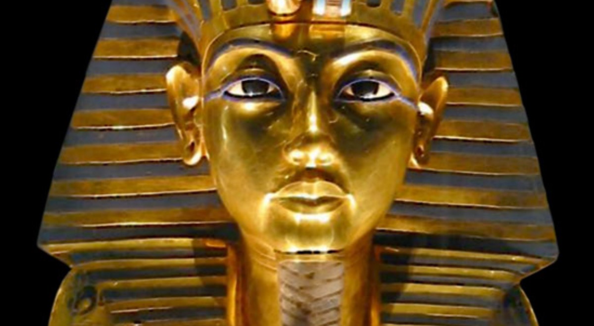 Tutanchamon maska wiki 1200.jpg