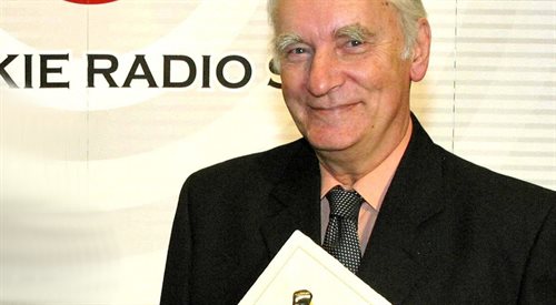 Henryk Bardijewski urodził się w 1932 roku. W latach 1957-1975 był redaktorem Polskiego Radia. W 2002 r. został laureatem nagrody Honorowy Wielki Splendorprzyznawanej przez Teatr Polskiego Radia