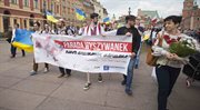 Warszawa: parada wyszywanek