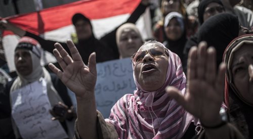 Kobiety podczas demonstracji na kairskim placu Tahrir, kwiecień 2013 r. Jihad Darwiche przedstawi na tegorocznym Festiwalu Opowiadania spektakl Kobiety z placu Tahrir