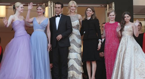 Elle Fanning, Kirsten Dunst, Colin Farrell, Nicole Kidman, Sofia Coppola, Angousie Rice i Addison Riecke na premierze filmu Na pokuszenie na festiwalu w Cannes w 2017 roku