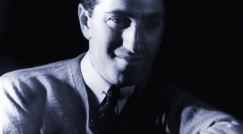 George Gershwin (1898-1937) na fotografii z 1937 r.