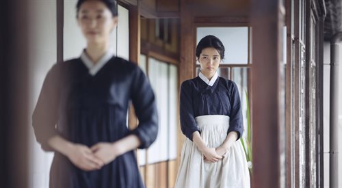 Kadr z filmy Służąca Park Chan-wooka, otwierającego tegoroczny Warszawski Festiwal Filmów Koreańskich