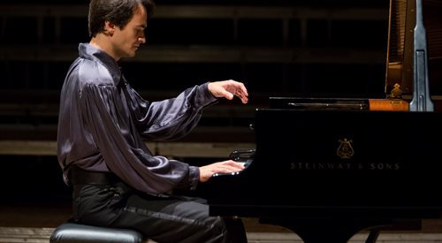 Philippe Giusiano podczas koncertu, który odbył się w ramach XI Międzynarodowego Festiwalu Muzycznego Chopin i jego Europa